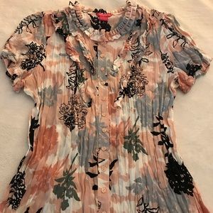 Sunny Leigh crinkled fabric blouse
